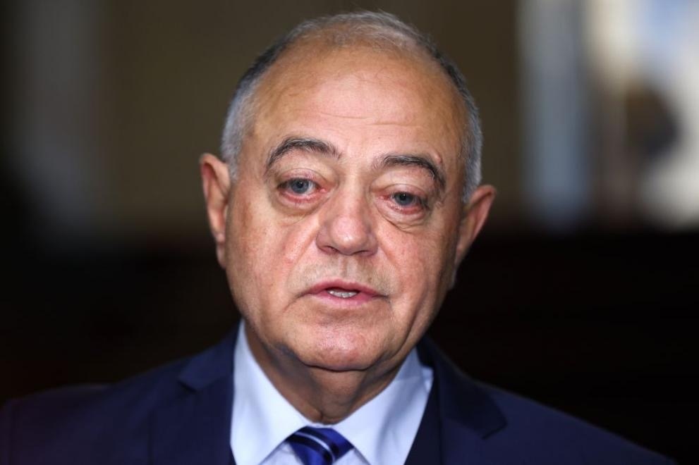 Имаме нова тройна коалиция между ГЕРБ ДПС БСП Това