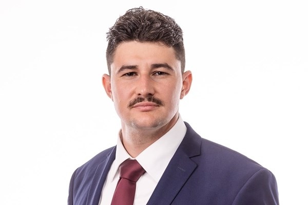 Заплахи за живота си е получил депутатът Климент Шопов от