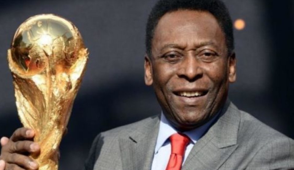 Бразилската футболна легенда Пеле беше приет в болница Алберт Айнщайн