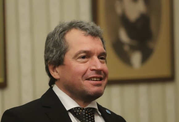 Има такъв народ ИНТ ще участват самостоятелно в предсрочни парламентарни