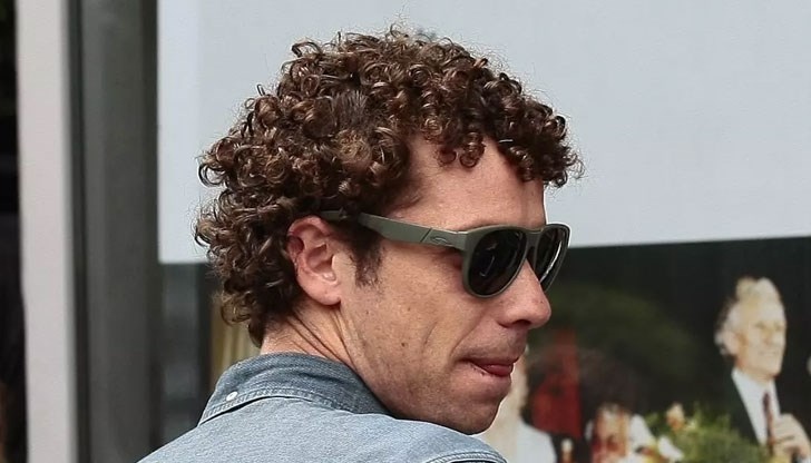 Актьорът Явор Бахаров е бил задържан в неделя вечер от