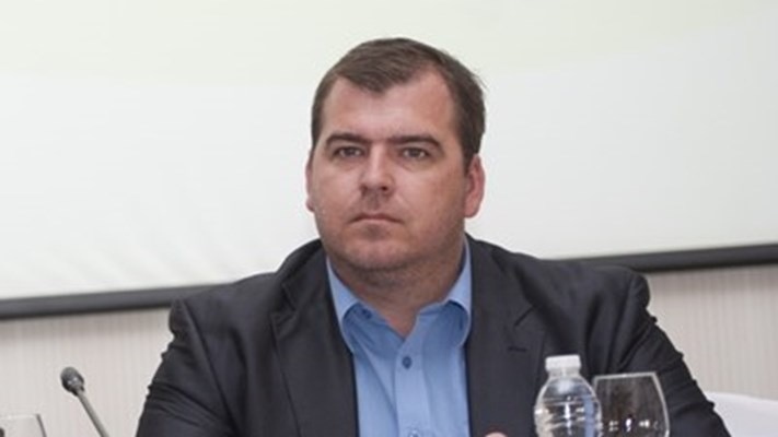 Земеделският министър Явор Гечев категорично заяви че частната компания Евролаб
