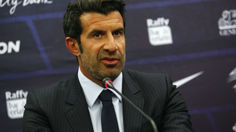 Носителят на Златната топка от 2000 а година Луиш Фиго