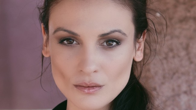 39 Мълчанието е злато 39 казва народът и 39 Преклонена глава сабя не