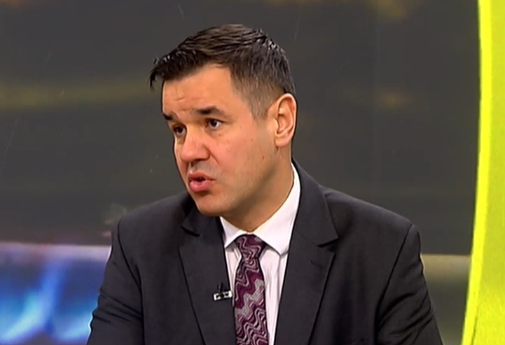 Служебното правителство планира сериозни отстъпки за картите за БДЖ и