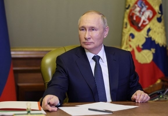 Внезапната капитулация на руския президент Владимир Путин е реална възможност