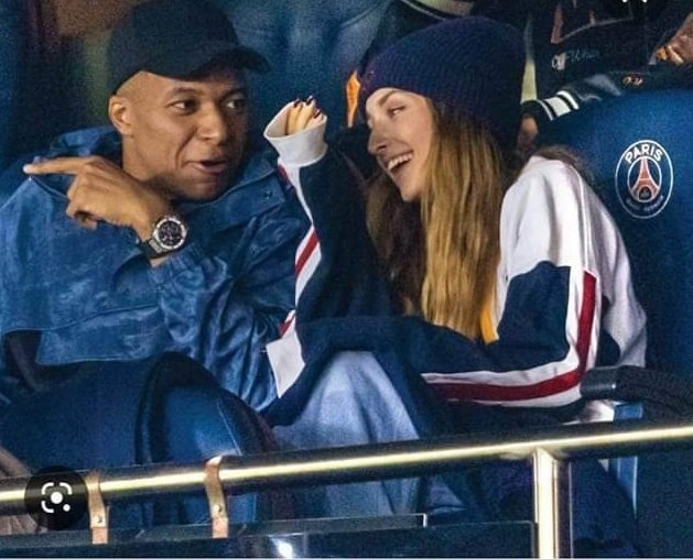 Внучката на софиянката Силивия Вартанян която след емиграцията във Франция