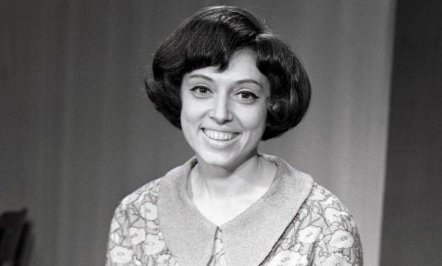 Почина Любинка Нягулова Една от емблематичните говорителки на БНТ а