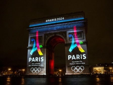 Френските власти възнамеряват да използват асистирана от изкуствен интелект контролна