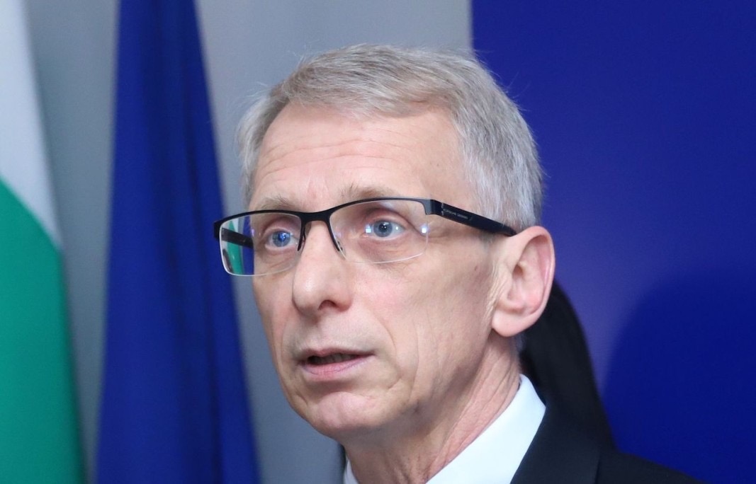 Продължаваме промяната  обсъдиха днес с Демократична България Български възход и БСП предложението