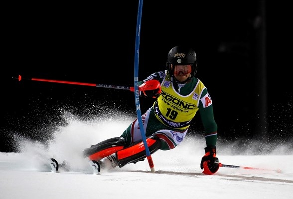 Алберт Попов даде десето време във второто спускане от слалома