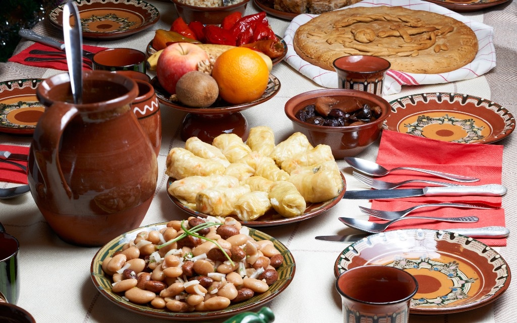 Днес празнуваме един от най светлите християнски празници Бъдни вечер