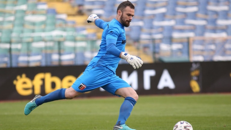 Емблематичният за Локомотив Пловдив вратар Илко Пиргов по всяка вероятност