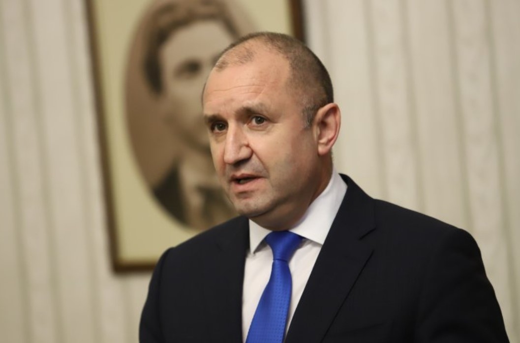 На запитване на БНТ за случая с Христо Грозев от