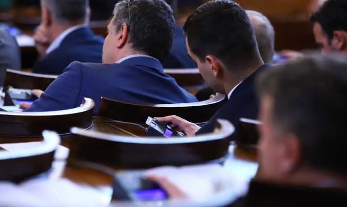 Депутатите отхвърлиха декларацията на Документът съдържаше четири основни приоритета по