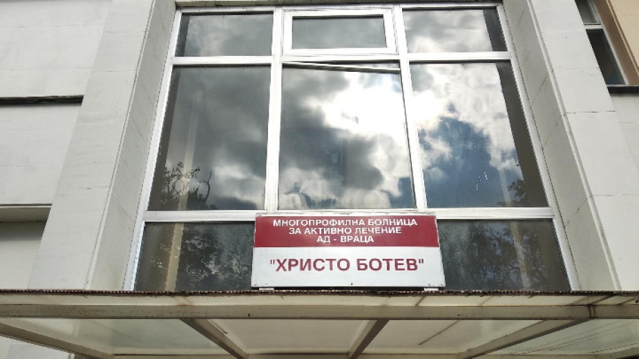 Полицията издирва нападателя който е нанесъл побой на медик от