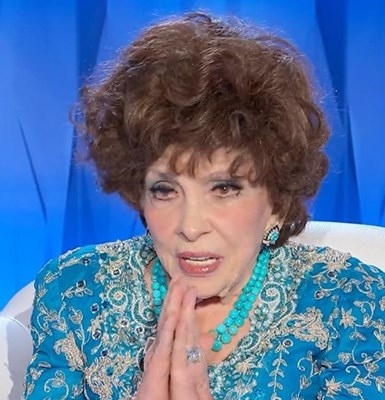 Италианската актриса Джина Лолобриджида почина на 95 годишна възраст съобщи Ройтерс