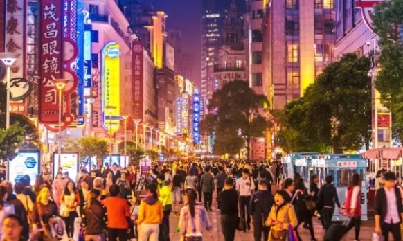 Населението на Китай е намаляло през миналата година Това се