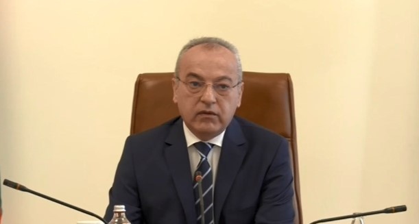 Служебното правителство с публичен отчет за свършеното през мандата си