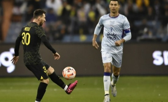 Френският Пари Сен Жермен победи отбора на най добрите играчи на