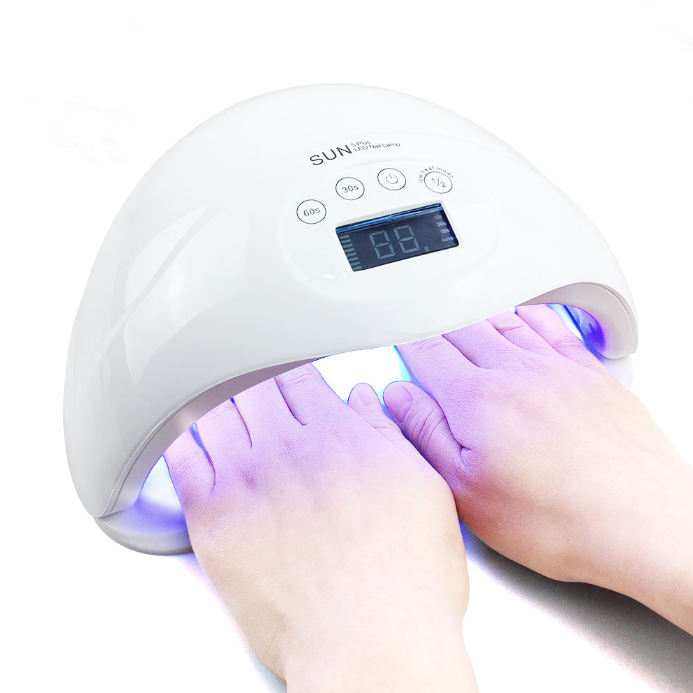 Лампите с ултравиолетови лъчи предназначени за изпичане на гел лакове