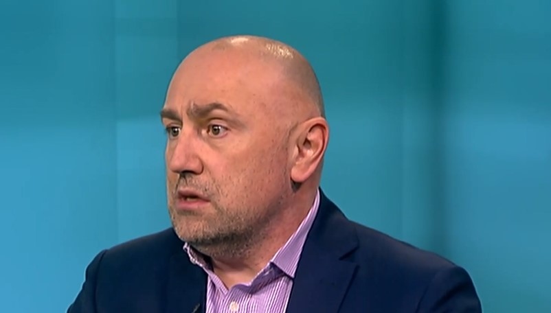 Предлагам който и да управлява и следващото служебно правителство да