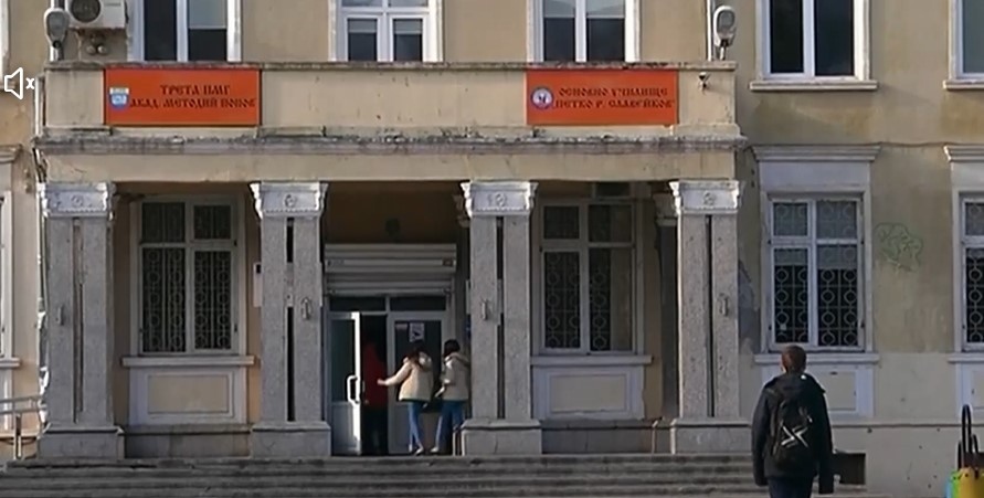 Синът на председателя на е стигнал до физическа саморазправа в училище