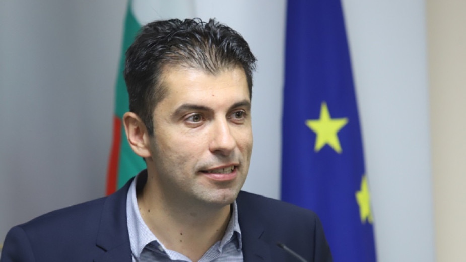 Имаме изцяло разбиране че Продължаваме промяната  и Демократична България  са само ядката на