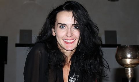 Новата посланичка на Украйна в България Олеся Илащук направи вуду кукла на