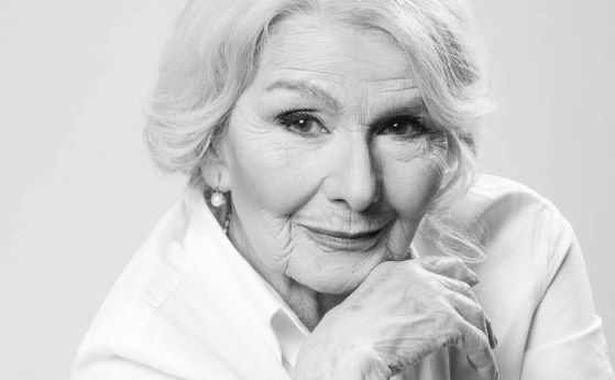 На 4 февруари 2023 г почина обичаната българска актриса Гинка