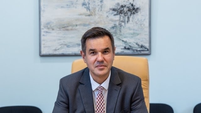 Министър Стоянов: Правителството мисли за мерки срещу повишените цени