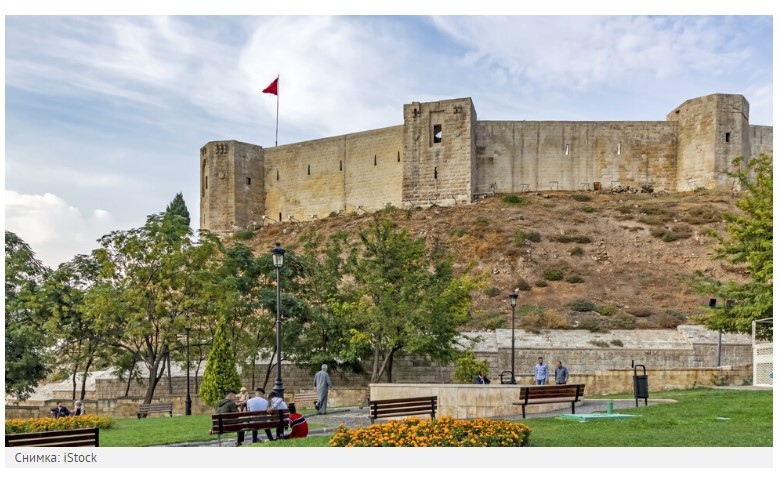 Земетресението което тази сутрин разтърси Южна Турция и Северна Сирия разруши