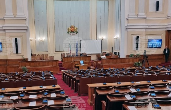 Нереализираните от този парламент законодателен актове и неприетите закони форсираха