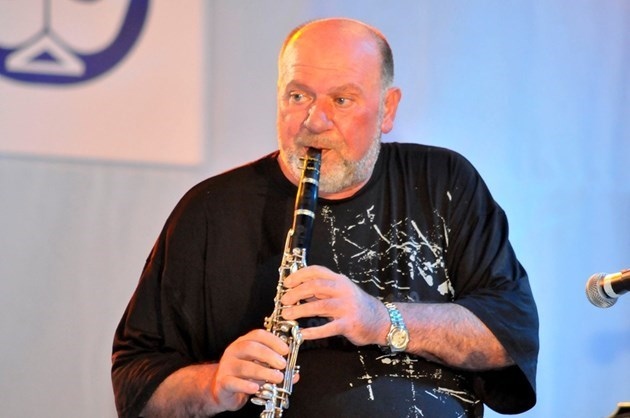 Иво Папазов Ибряма превърнал сватбарската музика в джаз феномен