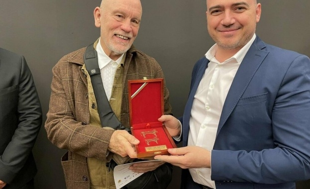 Министърът на туризма д р Илин Димитров се срещна със световноизвестните