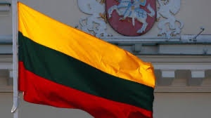 След камапния продължила един месец гражданите на Литва набраха и