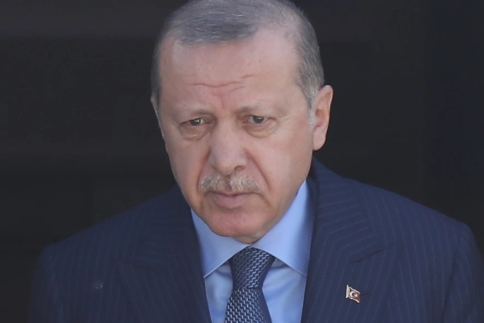 Турският президент  поиска прошка за забавянето на спасителните операции докато посещаваше