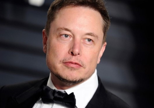 Илон Мъск отново е най богатият човек в света Блумбърг съобщава