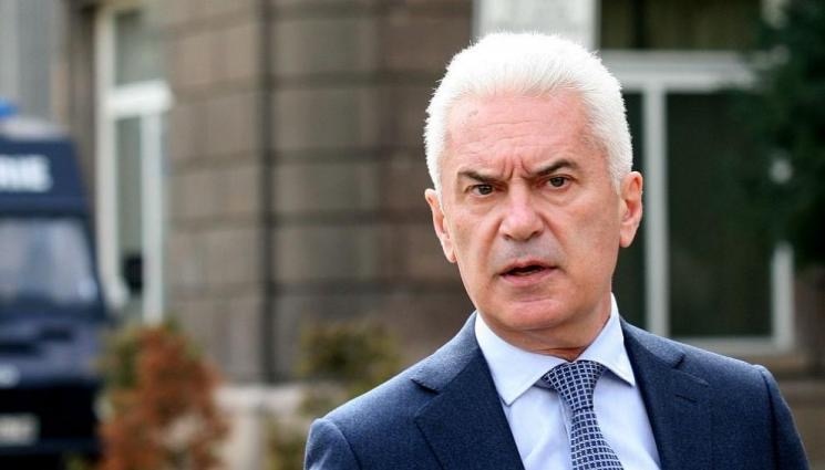 Волен Сидеров пожела отново да е депутат и поведе две