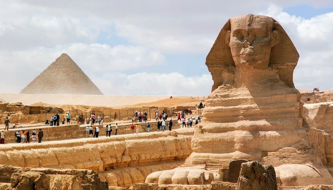 Египетското правителство одобри проектозакон за връщане на лятното часово време,