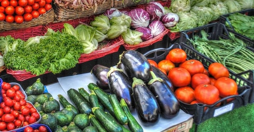 Оранжерийните производители предлагат ДДС то върху българските краставици и домати да