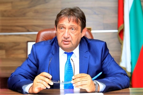 Служебният министър на регионалното развитие Иван Шишков е изненадан от ареста