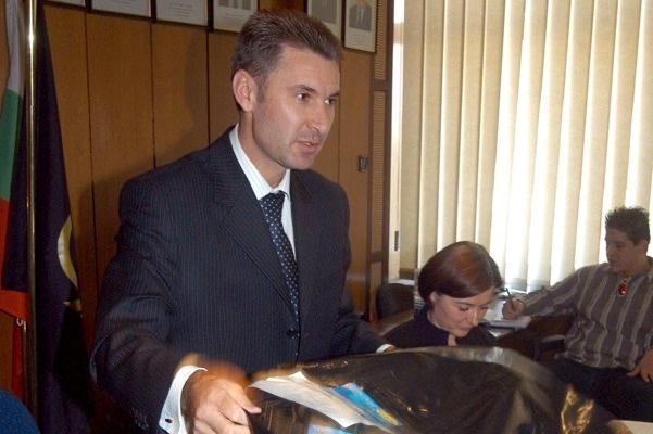 Строителният предприемач Велико Желев напусна ареста срещу парична гаранция и
