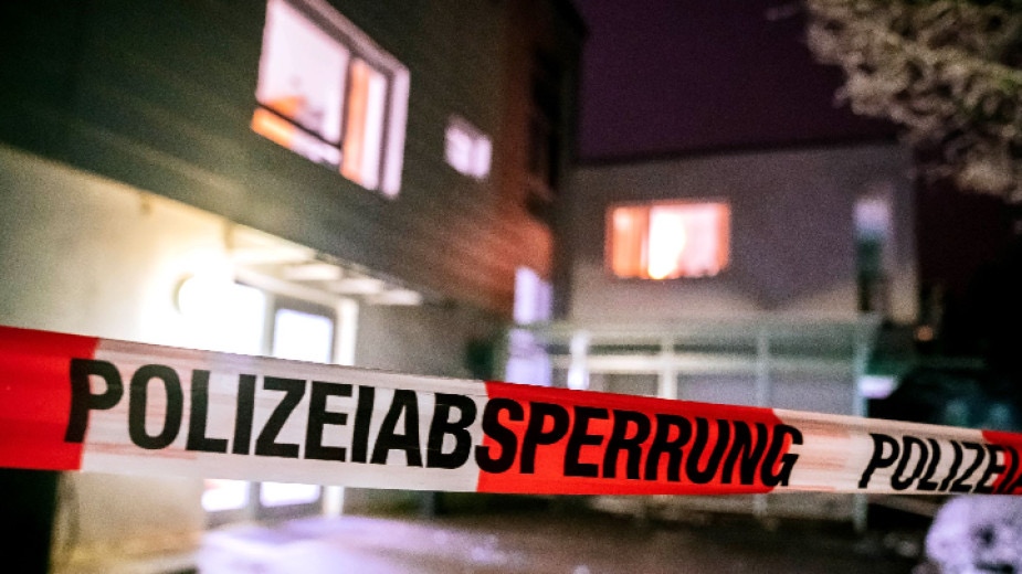 Най малко 7 души бяха убити а други 8 бяха ранени