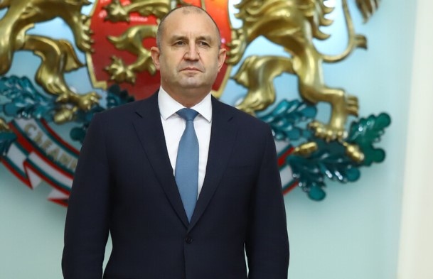 Президентът Румен Радев възобновява работната си програма след направени днес