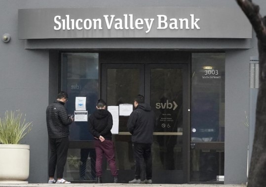 Фалирането на двете американски банки - Silicon Valley Bank (SVB)