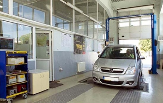 При преминаването на годишен технически преглед от шофьорите на моторните