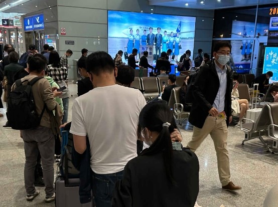 Китай възобновява от утре издаването на всички видове визи за
