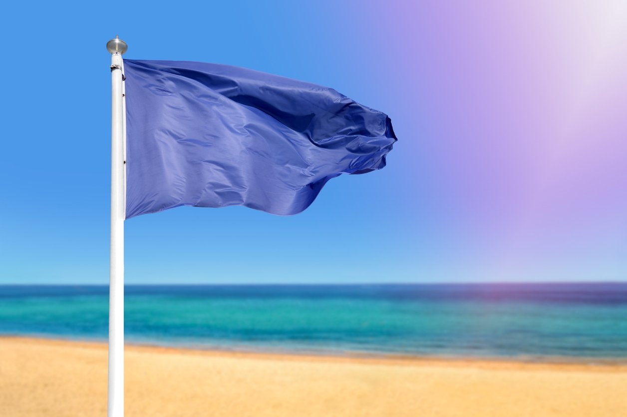 21 български плажа са кандидати за отличието Син флаг Син флаг