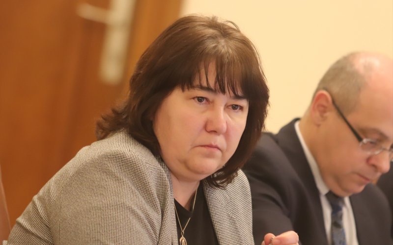 Таен доклад на финансовото министерство с черни сценарии пред държавните финанси и